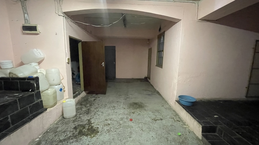 To Let commercial Property for Rent in Woodstock Western Cape